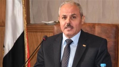 جامعة قناة السويس تُنظم زيارة طلابية لأكبر مكتبة عائمة بالعالم 