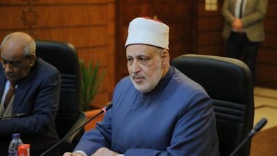 وكيل الأزهر يلتقي وفد طلاب جامعة جورج واشنطن والجامعة الأمريكية بالقاهرة