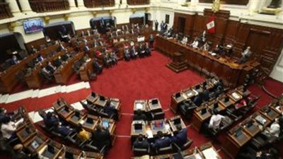 حكومة بيرو تفوز في تصويت بالثقة في الكونجرس