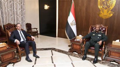 رئيس مجلس السيادة يؤكد متانة وأزلية العلاقات السودانية المصرية