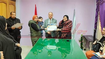 تكريم الأمهات المثاليات بالإدارات التعليمية في كفر الشيخ 