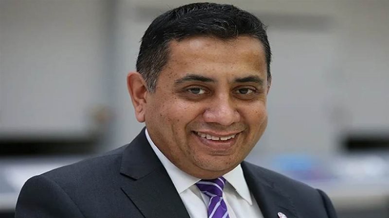 طارق أحمد وزير الدولة