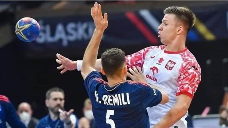 فرنسا ضد بولندا