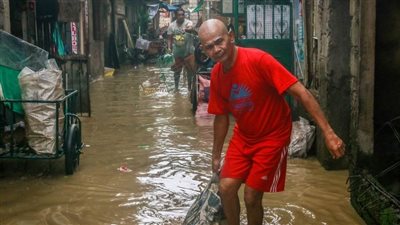 حصيلة غضب الطبيعة من الفلبين إلى أمريكا