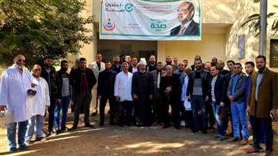 قافلة الأزهر الطبية بسوهاج تستهل عملها بـ1300 كشف في يومها الأول