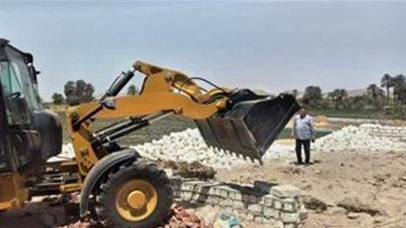 تعد على الأراضي الزراعية