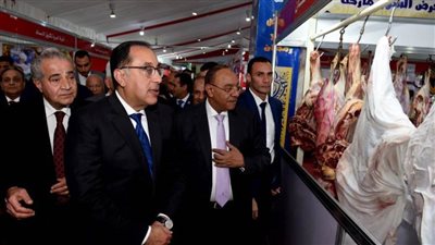 رئيس الوزراء يشهد افتتاح معرض 