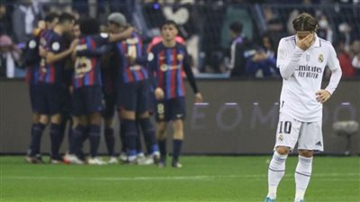 عاجل.. برشلونة يتوج بكأس السوبر الإسباني على حساب غريمه التقليدي ريال مدريد
