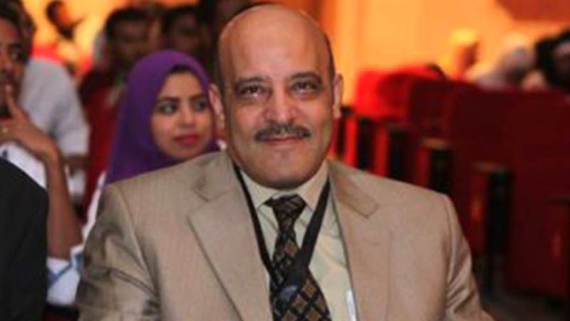 الدكتور أيمن عثمان