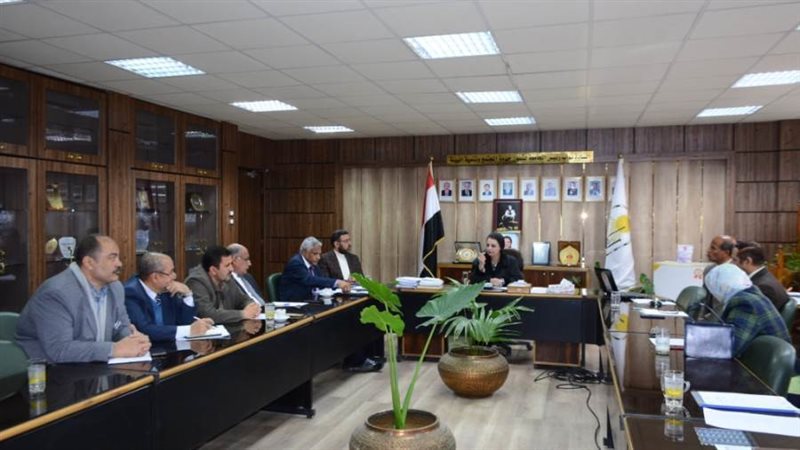 رئيس جامعة أسيوط