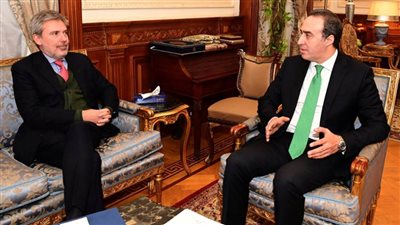 أمين عام مجلس النواب يبحث مع السفير الإيطالي دعم العلاقات الثنائية