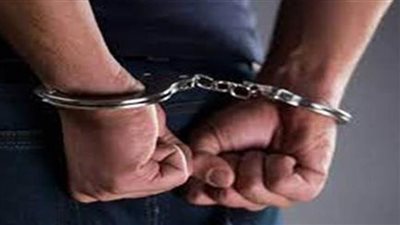 ضبط تاجر ونجله لقيامهما بالاستيلاء على نحو 18 مليون جنيه من المواطنين بالإسكندرية