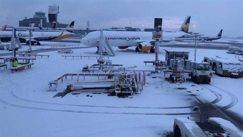 مطار مانشستر البريطاني