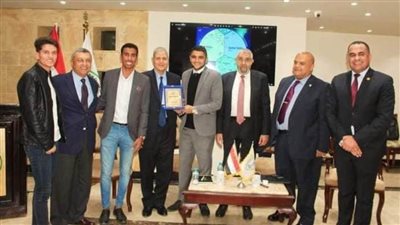 نقابة المهندسين بالقاهرة تكرم طلاب مشروع «طريقك أخضر» بإعلام الأزهر