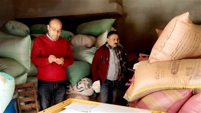 ضبط 10 أطنان أرز شعير داخل مخزن بالدقهلية 