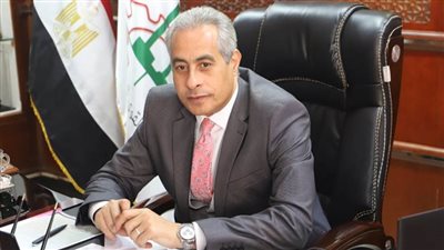 القوى العاملة: الخميس المقبل إجازة مدفوعة الأجر للعاملين بالقطاع الخاص بمناسبة ذكرى ثورة 25 يناير وعيد الشرطة