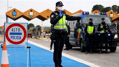 الكشف عن جماعة إجرامية متورطة في الاتجار بالبشر في إسبانيا