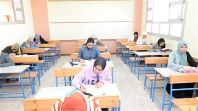 استبعاد 3 مسؤولين عن امتحانات الشهادة الإعدادية بالدقهلية بسبب الغش