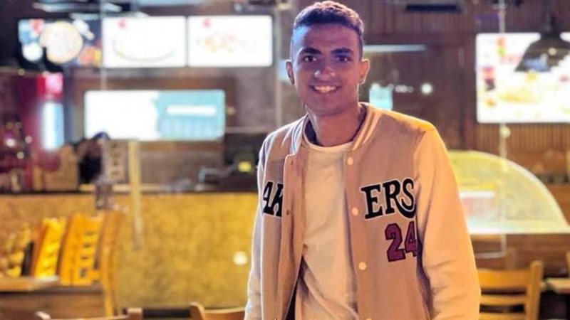 الفنان فارس شريف