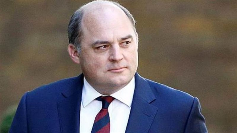 وزير الدفاع البريطاني