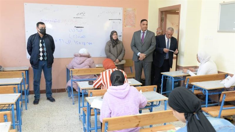 جولة المحافظ