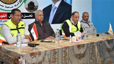 وزير البترول يعتمد خطة الإنتاج لفوسفات مصر للعام الجديد بزيادة 15 %