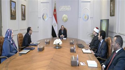السيسي يوجه بوضع خطة متكاملة لإنشاء مساجد تابعة للأوقاف تكون جامعة لكل الأنشطة الدعوية