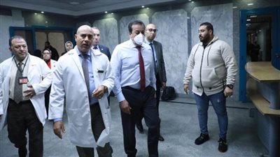 وزير الصحة يتفقد 3 مستشفيات ومكتب صحة المنيل بالقاهرة في جولة مفاجئة