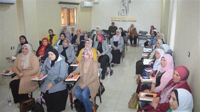 برنامح وطني للمرأة في القيادة بالتعاون مع المعهد القومي للحوكمة ببني سويف