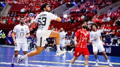 منتخب مصر إلى ربع النهائي ومواجهة الدنمارك تحسم الصدارة