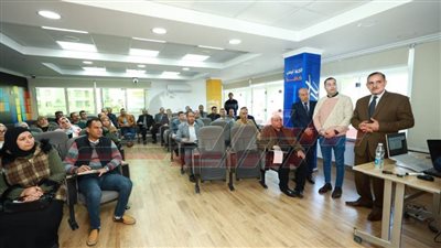 محافظ كفر الشيخ يتفقد تدريبات المشروعات الرقمية لمديري التخطيط الاستراتيجي