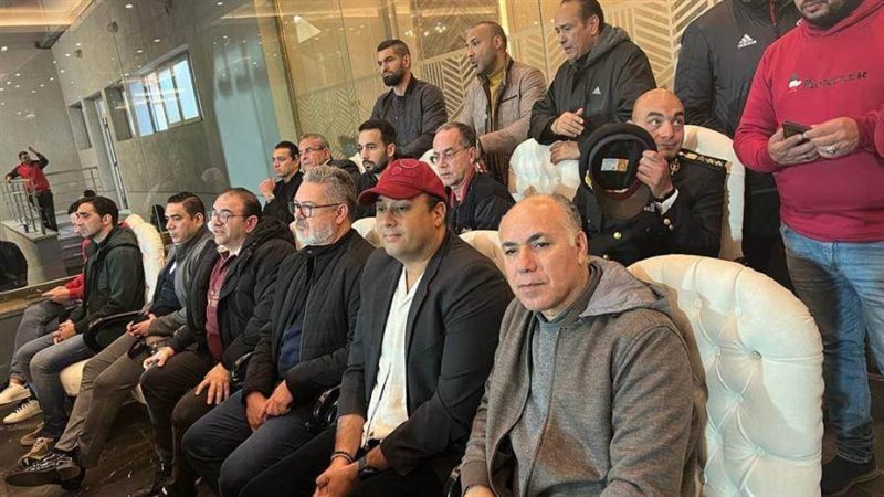 فيتوريا وميكالي