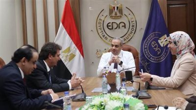 رئيس هيئة الدواء يناقش استعدادات افتتاح مصنع سعودي باستثمارات مليار جنيه