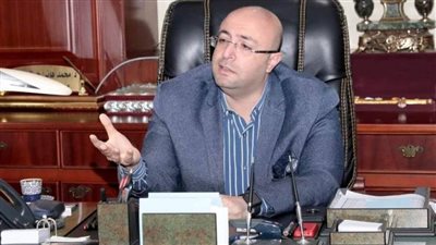 محافظ بني سويف يعقد اجتماعًا لمتابعة منظومة العمل بشوادر ومعارض السلع 