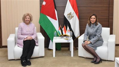 وزيرة الثقافة تستقبل نظيرتها الأردنية عقب افتتاح معرض القاهرة للكتاب