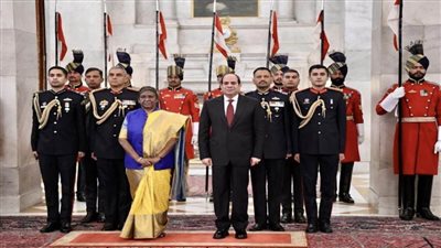 رئيسة الهند خلال استقبالها الرئيس السيسي: حريصون على دعم التجربة التنموية المصرية الناجحة 