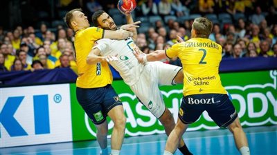 محمود العدل: مباراة الدنمارك أرهقت منتخبنا كثيراً.. ومنتخب السويد لديه حارس رائع