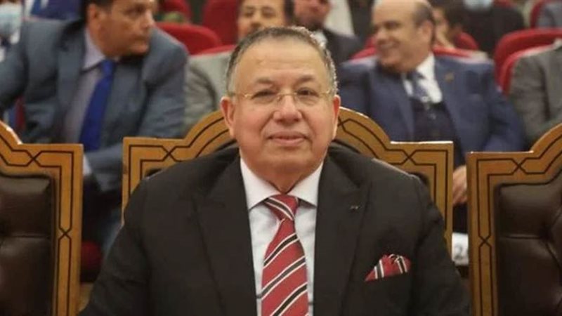 السيد محمود الشريف