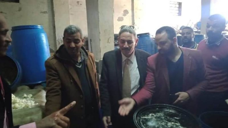 ضبط مصنع مخللات