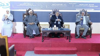 فى ندوة بجناح الأزهر: القدح في السنة النبوية المطهرة هدفه الطعن في دين الله