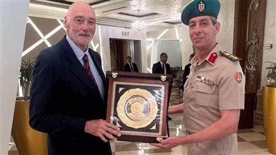 رئيس اتحاد ألعاب القوى يطمئن على استعدادات المنتخب استعدادًا للبطولة العربية لاختراق الضاحية 