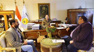 محافظ أسيوط: عرض مسرحية 