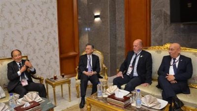 جلسة عمل بين الدهراوي ورئيس الاتحاد الدولي للكاراتيه في حضور سفير اليابان بمصر