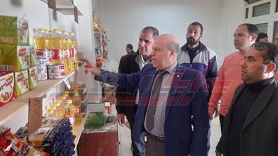 استمرار الحملات على الأسواق وتحرير 30 محضرًا للمخالفين بكفر الشيخ