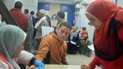 للكشف عن الفيروسات الكبدية.. فحص 7150 من العاملين والمواطنين بالأحوال المدنية والمرور بالبحيرة