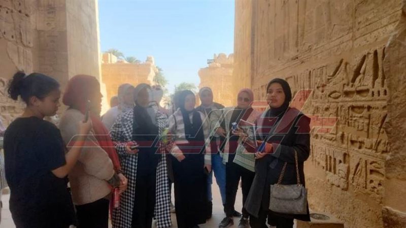 الرحلات السياحية