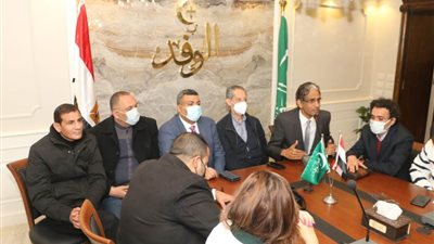 أستاذ اجتماع سياسي: علينا تطوير أنفسنا بالتعليم