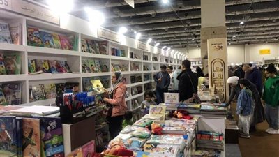 إقبال كثيف على إصدارات مؤسسة روزاليوسف في معرض القاهرة الدولي للكتاب 2023 