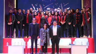 خالد جلال يفتتح عرض 