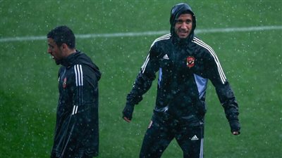 بين الثلوج.. الأهلي يستمتع بالأجواء المونديالية قبل مباراته مع أوكلاند سيتي